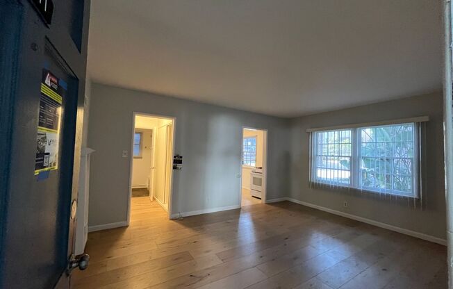 Studio, 1 bath, 625 sqft, $1,448, Unit 11