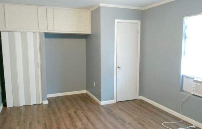 1563 18th St B - 2/Bed 1/Bath - $699/month