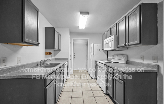 894 SAGEWOOD TRL