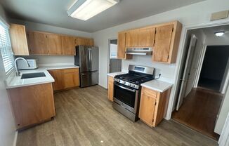 1 bed, 1 bath, $2,400, Unit 02