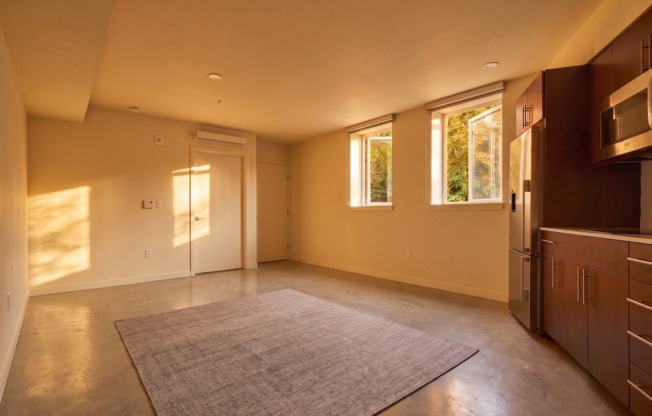 Studio, 1 bath, 348 sqft, $1,473, Unit 214