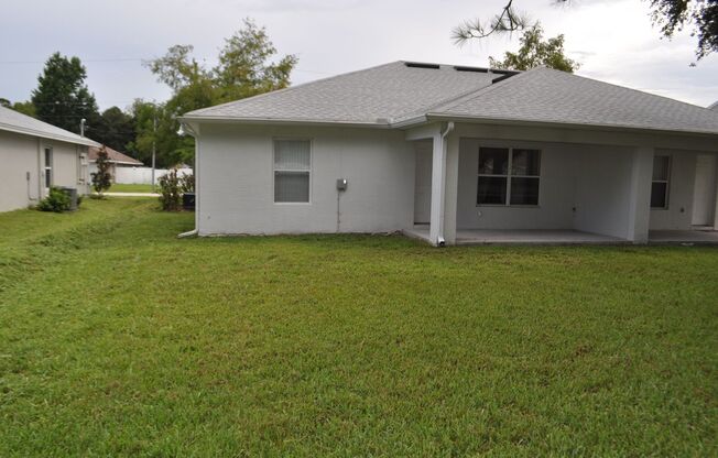 3 beds, 2 baths, $1,500