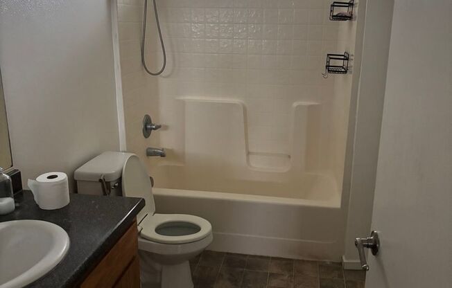 3BED/2BA HOME IN GRIDLEY