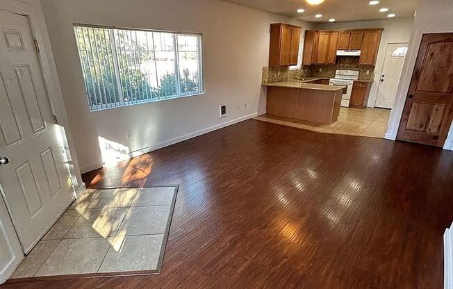 1807-1809 4th Street