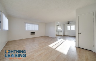 6929 1/2 WHITSETT AVE
