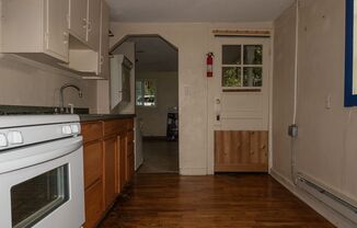 1 bed, 1 bath, 700 sqft, $1,950, Unit 342