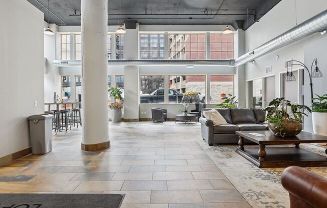 R7 Lofts