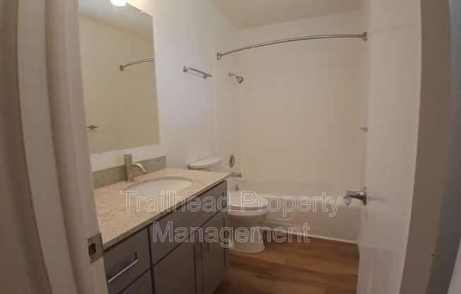 7801 W 83 ST