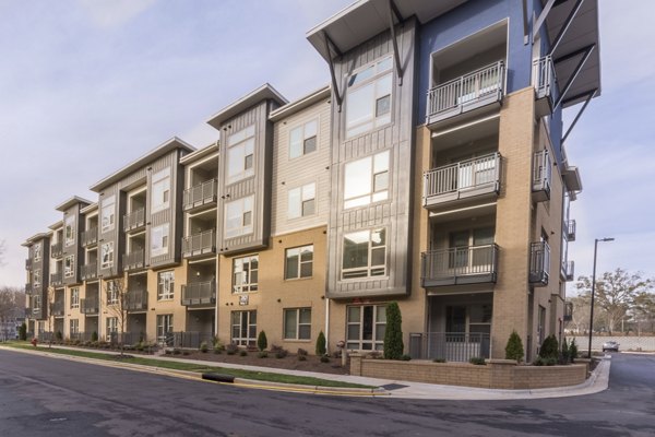 Anderson Flats Apartments in Raleigh
