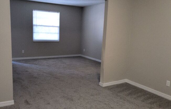 1 bed, 1 bath, 900 sqft, $1,150, Unit 76