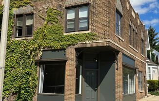 1603 N Van Buren Apartments