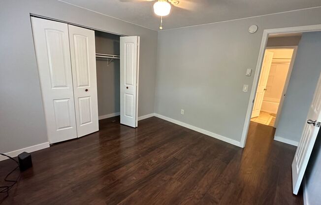 2 beds, 1 bath, 800 sqft, $1,995, Unit 7449*K118