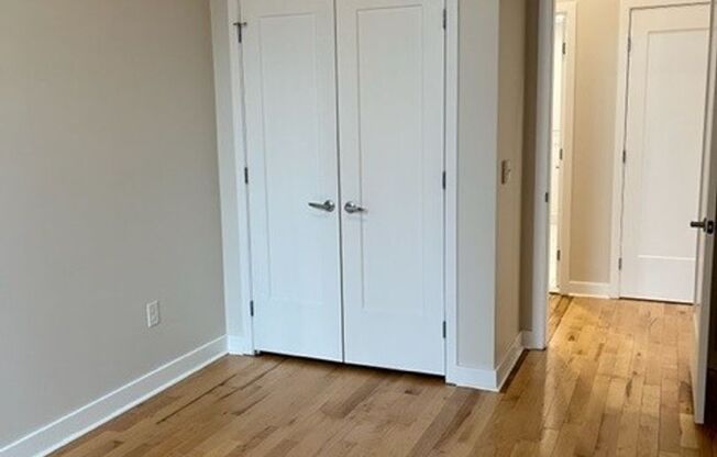 1 bed, 1 bath, 581 sqft, $1,725, Unit 1406