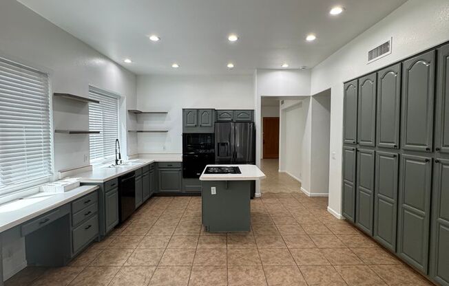 3BD/ 2 BA Chandler Home for rent