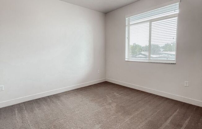 2 beds, 2 baths, 946 sqft, $1,299, Unit 530