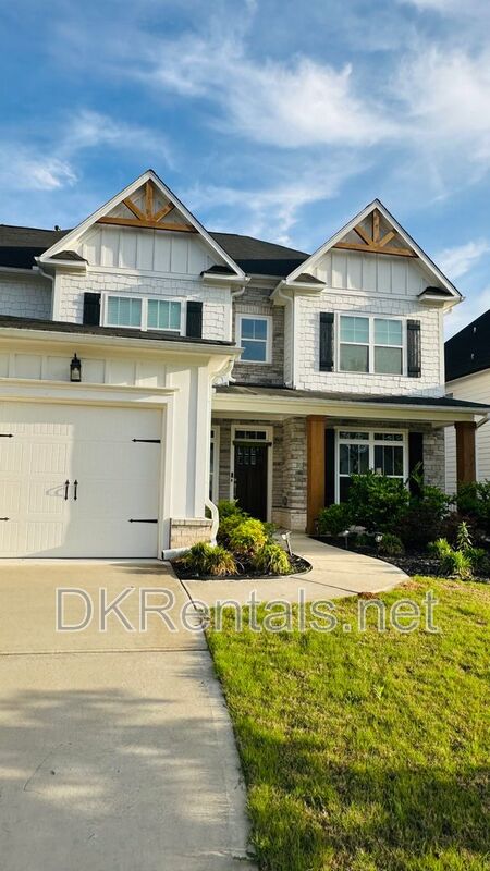 126 CREST BROOKE DR