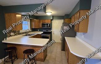 3 beds, 2 baths, $2,100