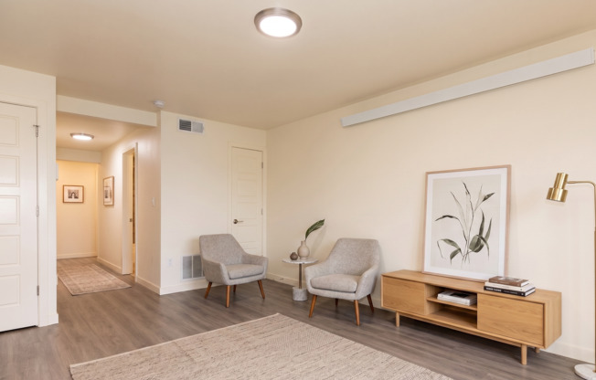 1 bed, 1 bath, 650 sqft, $2,060, Unit 103