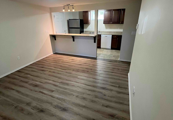 2417 S GRAND BLVD