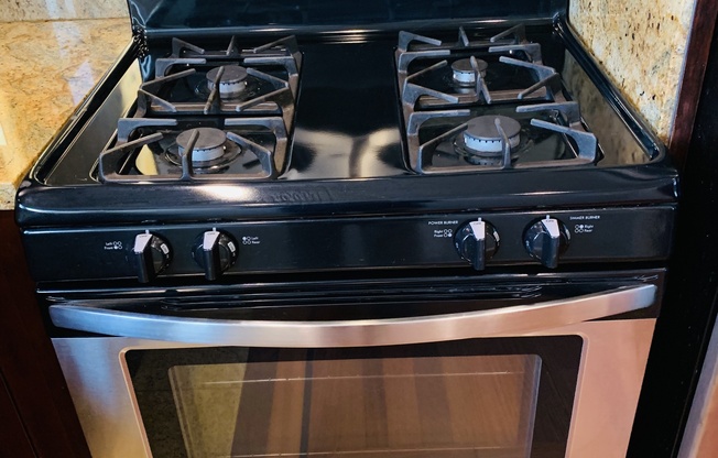 2919 1/2 SHATTUCK AVE