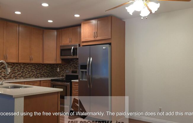 Beatiful Home in the Gated Sea Spray Community!