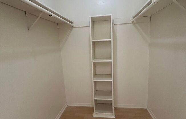 1 bed, 1 bath, 570 sqft, $1,285, Unit OPA-247