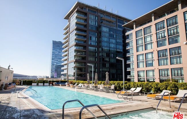 1 bed, 2 baths, 1,400 sqft, $4,200, Unit 1116