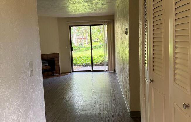 1 bed, 1 bath, 700 sqft, $1,440, Unit 0223