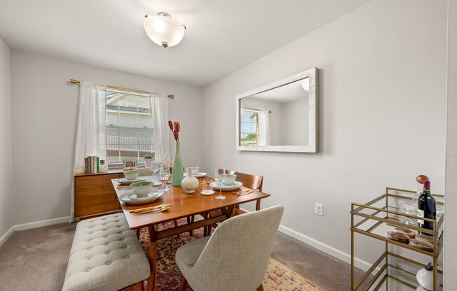 3 beds, 1.5 baths, 1,200 sqft, $2,610, Unit F22