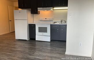 1 bed, 1 bath, 565 sqft, $895, Unit 01001-103