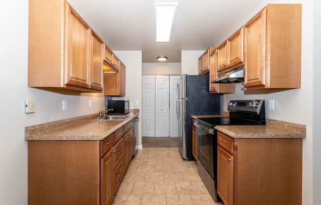 2 beds, 1.5 baths, 1,080 sqft, $2,495, Unit B101