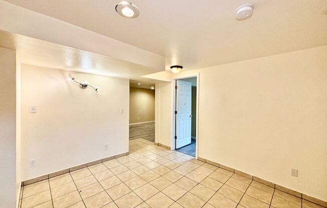 2 beds, 1 bath, $1,350