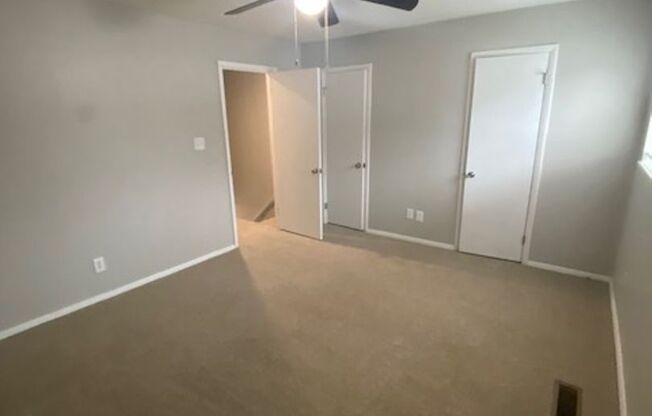 2 beds, 1.5 baths, 1,060 sqft, $1,445, Unit E2
