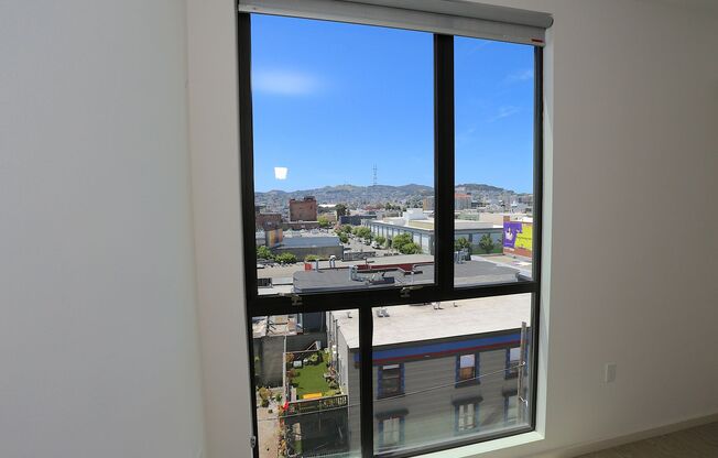 Studio, 1 bath, 340 sqft, $2,630, Unit 1335 Folsom St, Unit 502
