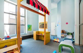 10 W END AVE