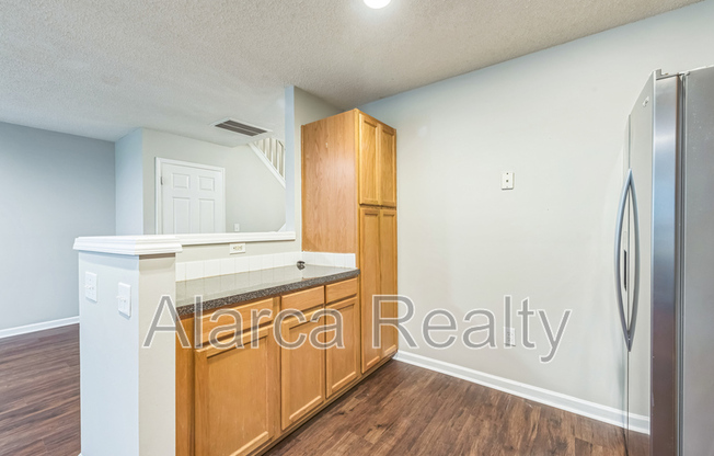 8787 ROBINSON FRST DR