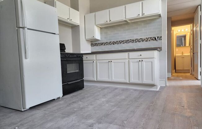 2901 S 43rd