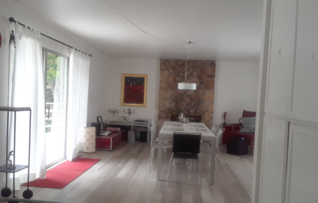 1221 SAINT MATTHEW WAY