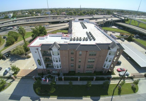 Midtown Grove Apartments in Houston