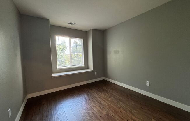 Adorable and Cozy 3 bed / 2.5 Bath - Coming Soon!