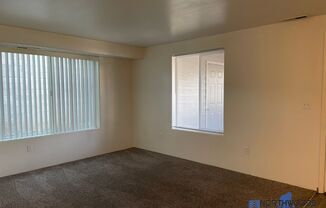 2 beds, 1 bath, $1,200, Unit # 4