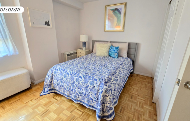 2 beds, 1 bath, $6,000, Unit 11F