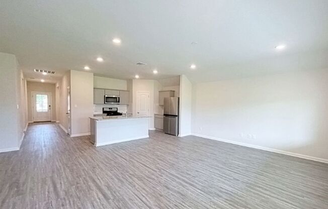 Spacious 4BR Home in Zachary – Pet Friendly with Community Pool!