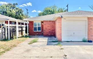 3 beds, 2 baths, $1,150