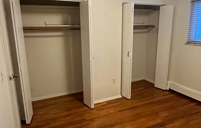 1 bed, 1 bath, $950, Unit 1