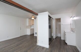 Studio, 1 bath, 455 sqft, $1,795, Unit 049