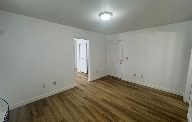 Lincoln Manor Apartments