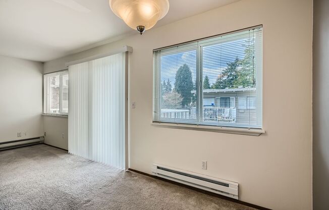 Fabulous Top Floor End Unit 1 Bed 1 Bath Newport Hills Condo!