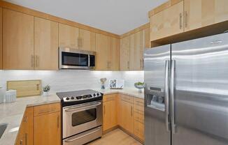38 N Almaden Blvd