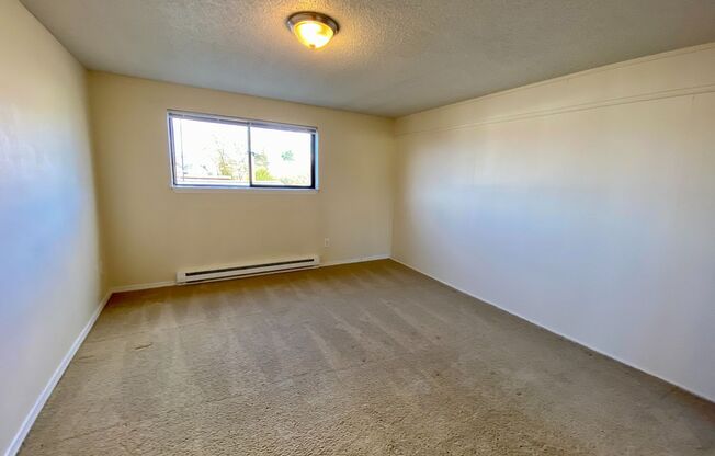 1 bed, 1 bath, 725 sqft, $1,695, Unit 02